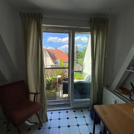 100qm Designer-altbau-wohnung Apartment Zwickau