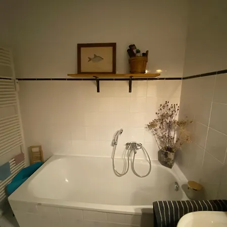 Apartment 100qm Designer-altbau-wohnung